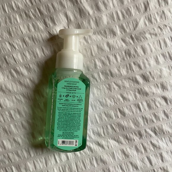 Bath & Body Works Bath & Body Nwt Bath And Body Works Soap Poshmark